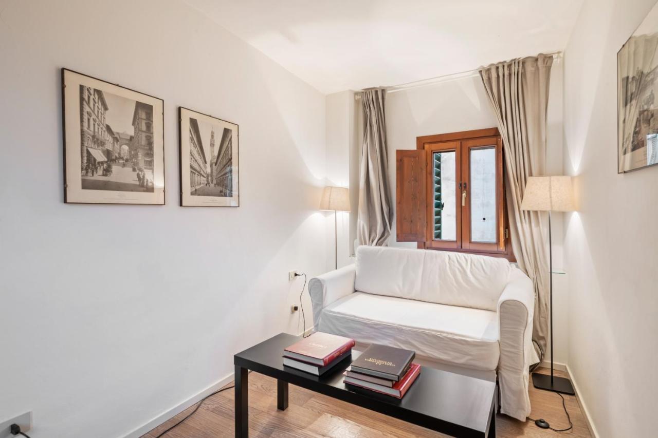 Palazzo Pitti & Boboli Comfortable Apartment Флоренция Екстериор снимка