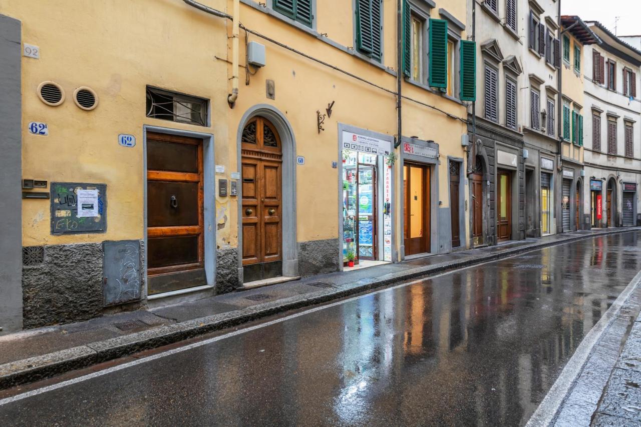 Palazzo Pitti & Boboli Comfortable Apartment Флоренция Екстериор снимка